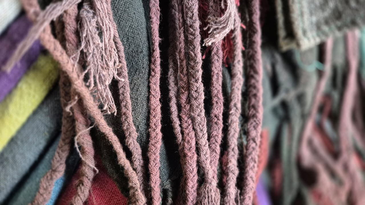 More products background